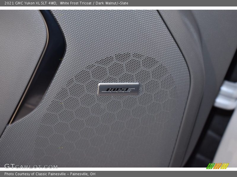 White Frost Tricoat / Dark Walnut/­Slate 2021 GMC Yukon XL SLT 4WD