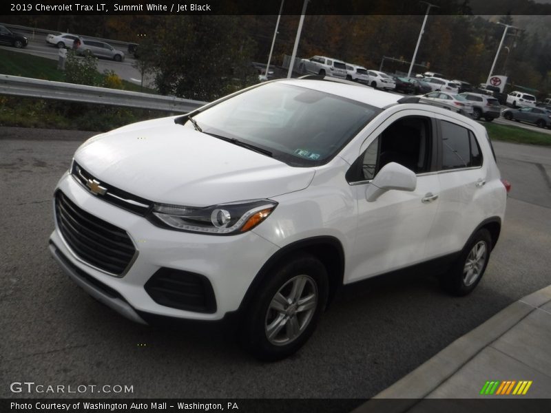 Summit White / Jet Black 2019 Chevrolet Trax LT