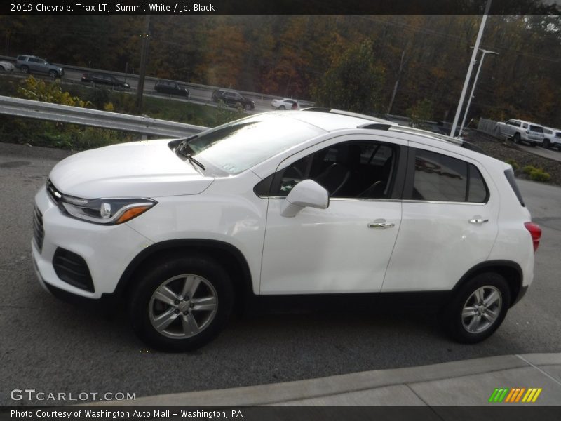 Summit White / Jet Black 2019 Chevrolet Trax LT