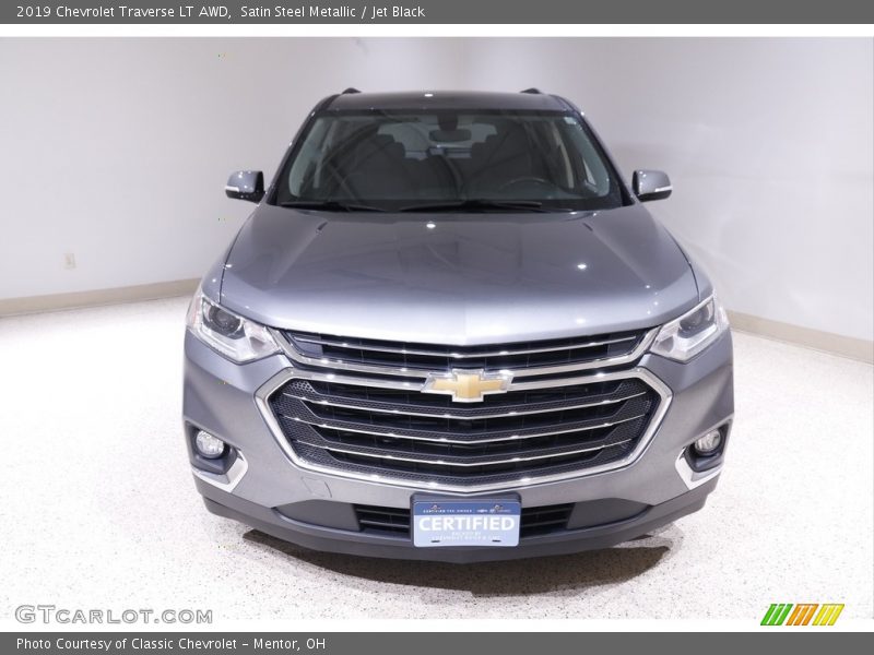 Satin Steel Metallic / Jet Black 2019 Chevrolet Traverse LT AWD