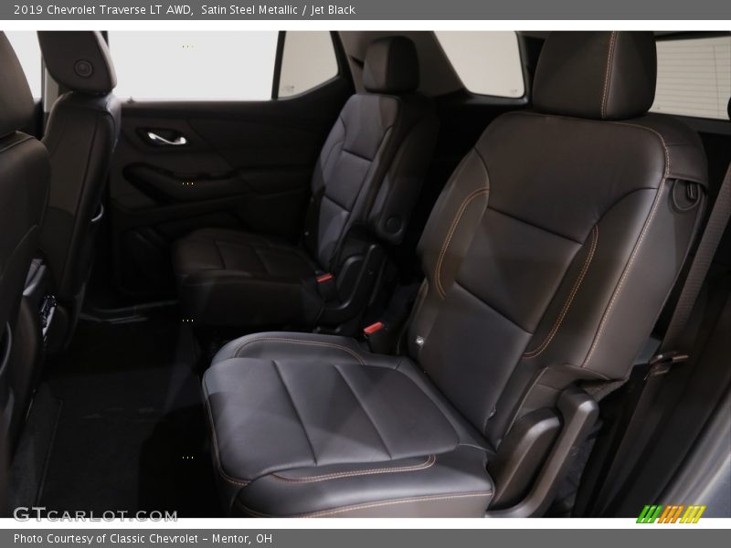 Satin Steel Metallic / Jet Black 2019 Chevrolet Traverse LT AWD