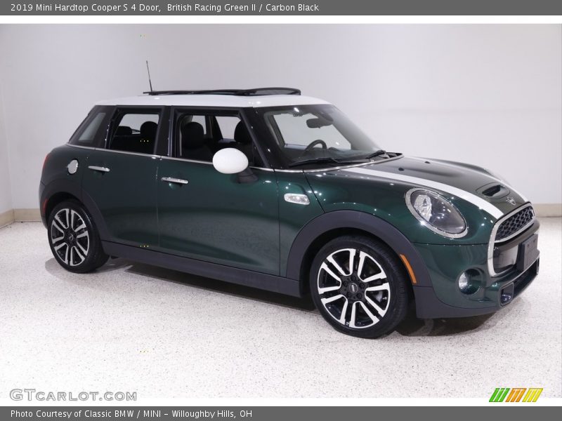 British Racing Green II / Carbon Black 2019 Mini Hardtop Cooper S 4 Door
