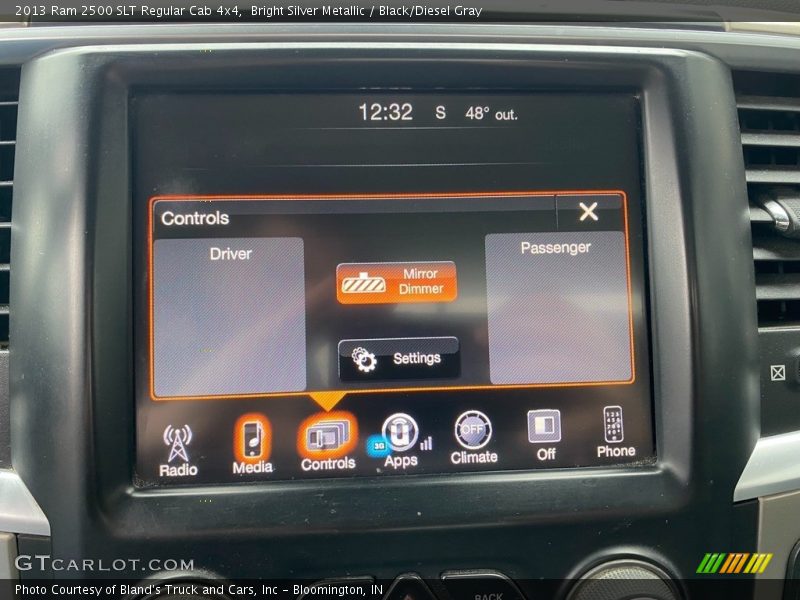 Controls of 2013 2500 SLT Regular Cab 4x4