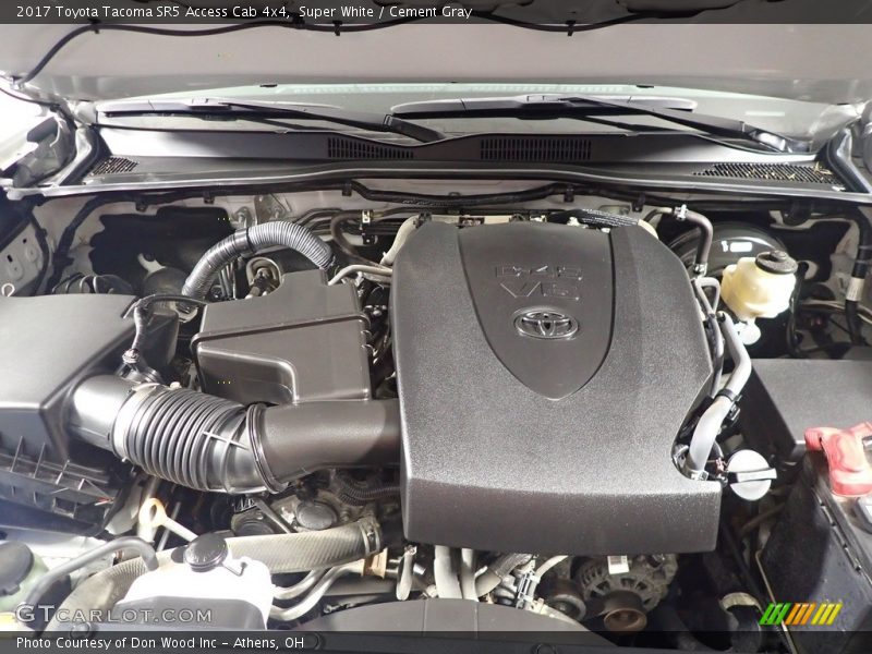 Super White / Cement Gray 2017 Toyota Tacoma SR5 Access Cab 4x4
