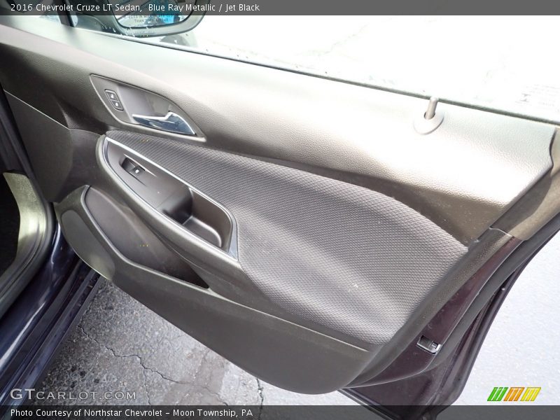 Blue Ray Metallic / Jet Black 2016 Chevrolet Cruze LT Sedan