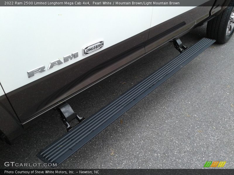  2022 2500 Limited Longhorn Mega Cab 4x4 Logo