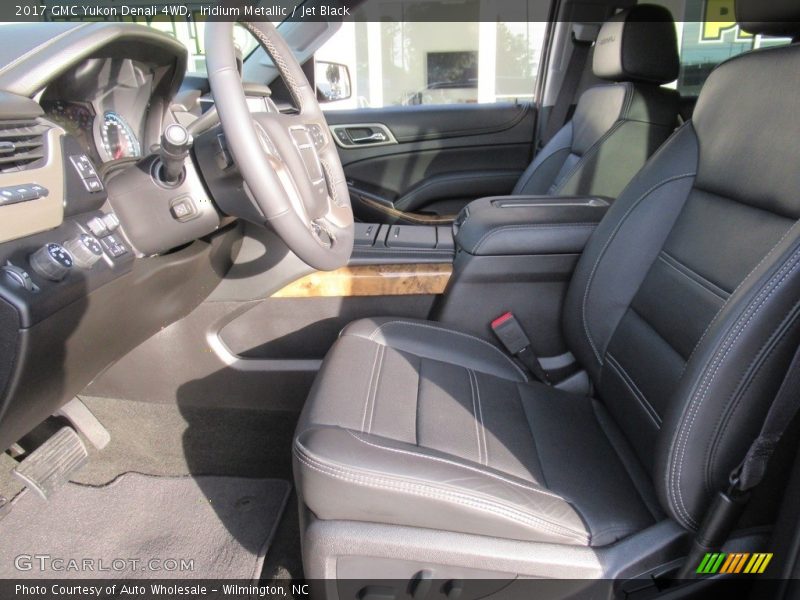 Iridium Metallic / Jet Black 2017 GMC Yukon Denali 4WD