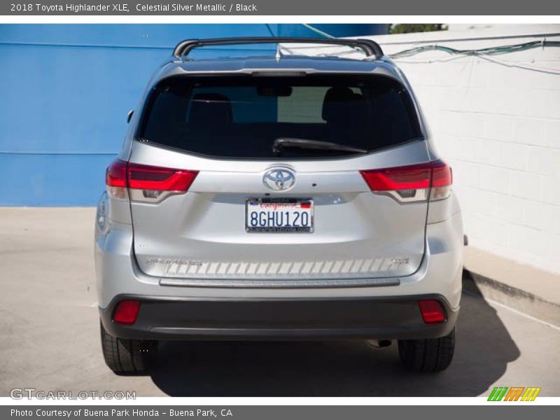 Celestial Silver Metallic / Black 2018 Toyota Highlander XLE