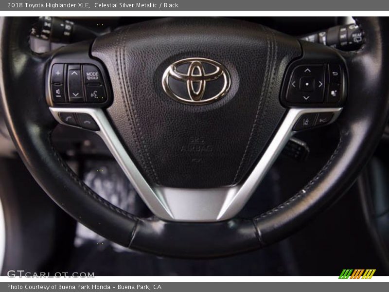 Celestial Silver Metallic / Black 2018 Toyota Highlander XLE