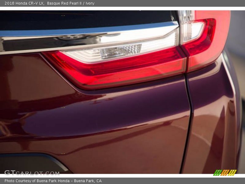 Basque Red Pearl II / Ivory 2018 Honda CR-V LX