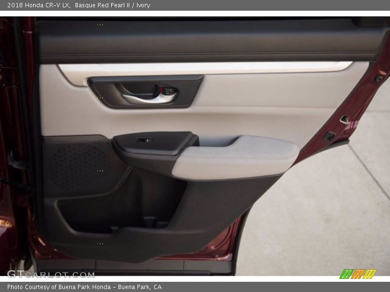 Basque Red Pearl II / Ivory 2018 Honda CR-V LX