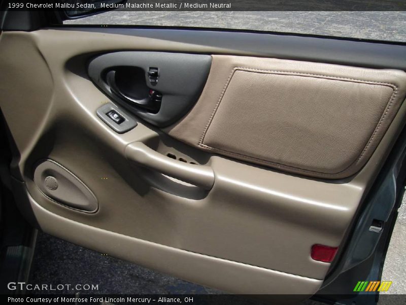 Medium Malachite Metallic / Medium Neutral 1999 Chevrolet Malibu Sedan