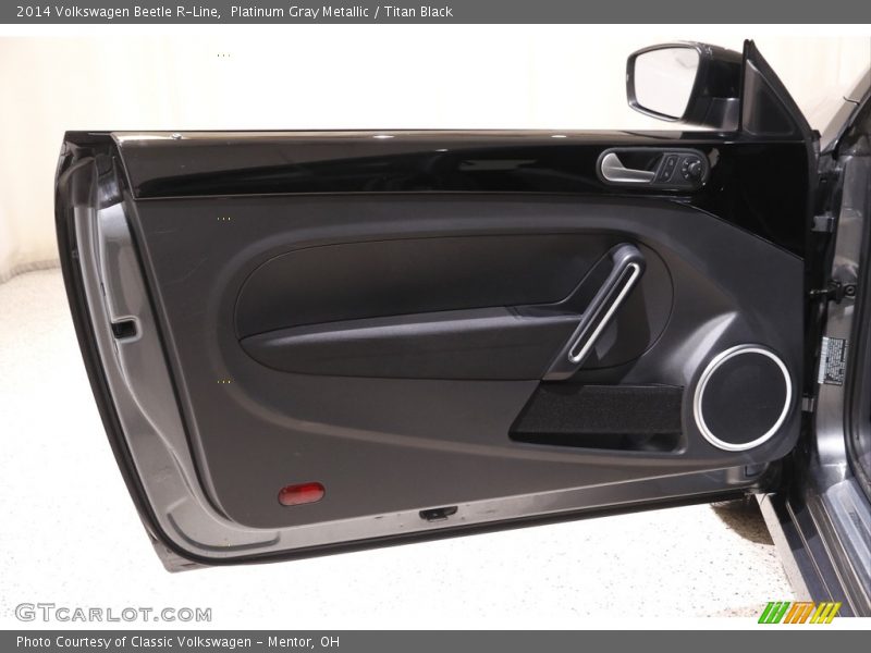 Platinum Gray Metallic / Titan Black 2014 Volkswagen Beetle R-Line