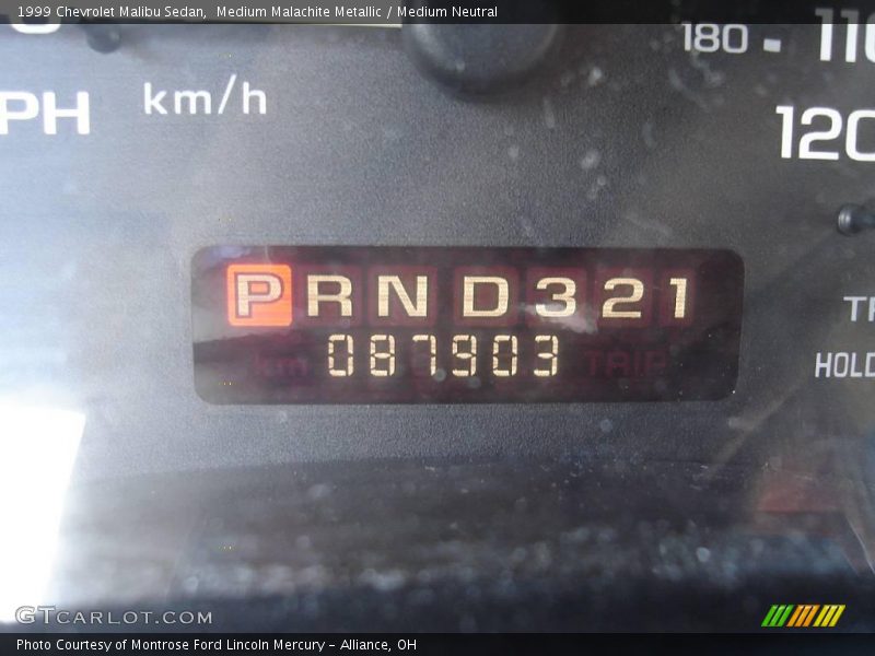 Medium Malachite Metallic / Medium Neutral 1999 Chevrolet Malibu Sedan