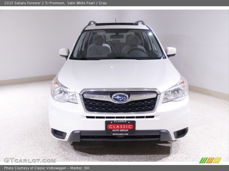 Satin White Pearl / Gray 2015 Subaru Forester 2.5i Premium