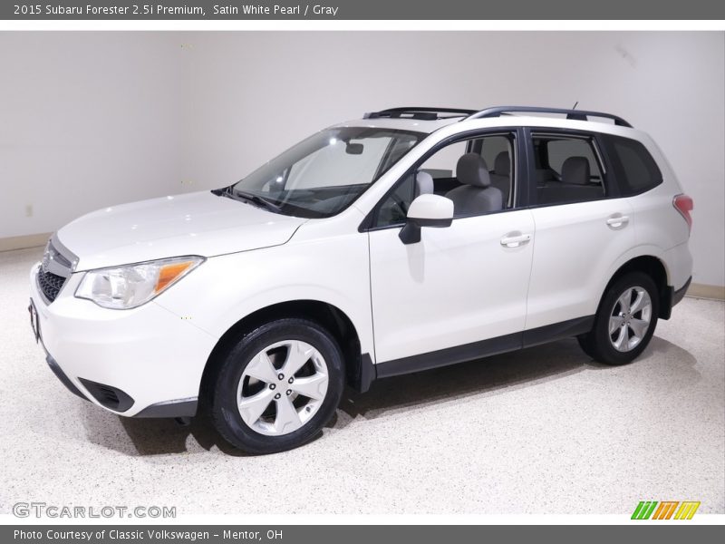 Satin White Pearl / Gray 2015 Subaru Forester 2.5i Premium