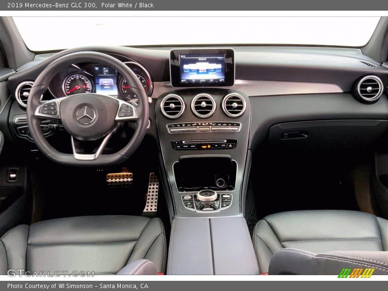 Polar White / Black 2019 Mercedes-Benz GLC 300