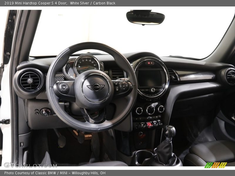 White Silver / Carbon Black 2019 Mini Hardtop Cooper S 4 Door