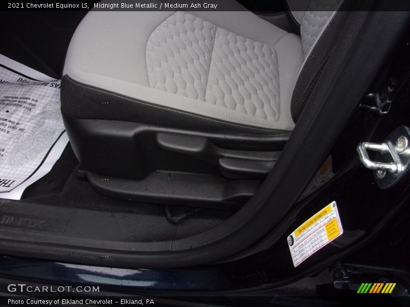 Midnight Blue Metallic / Medium Ash Gray 2021 Chevrolet Equinox LS