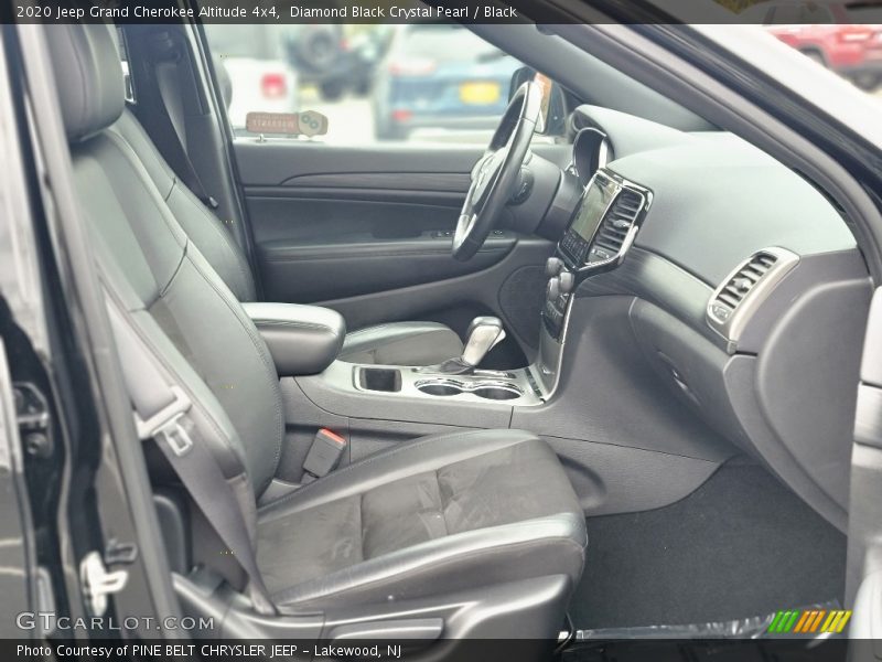 Diamond Black Crystal Pearl / Black 2020 Jeep Grand Cherokee Altitude 4x4