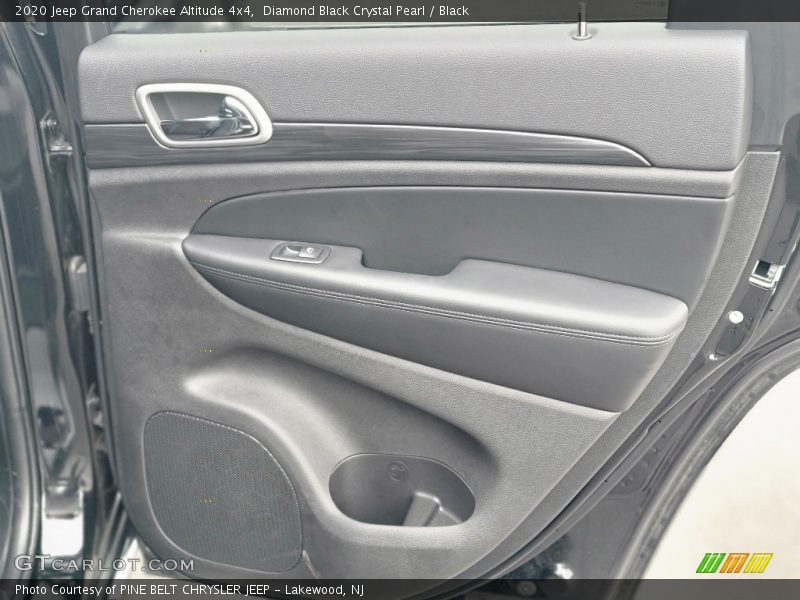 Diamond Black Crystal Pearl / Black 2020 Jeep Grand Cherokee Altitude 4x4