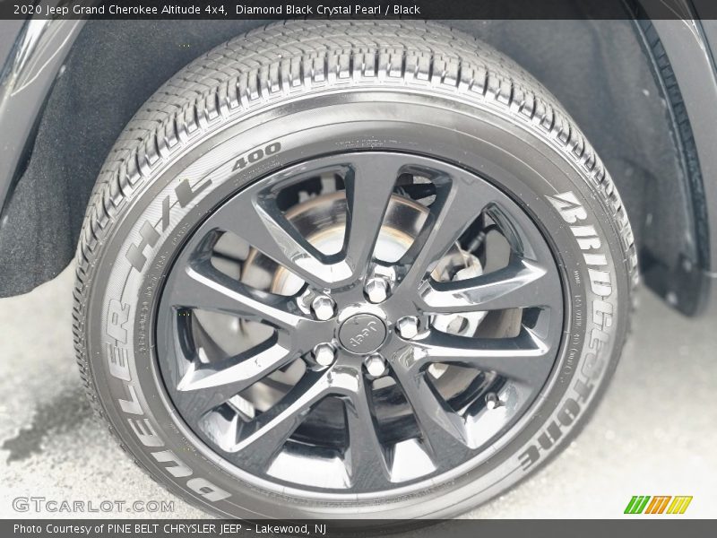 Diamond Black Crystal Pearl / Black 2020 Jeep Grand Cherokee Altitude 4x4