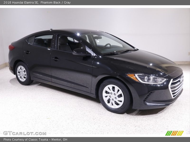 Phantom Black / Gray 2018 Hyundai Elantra SE