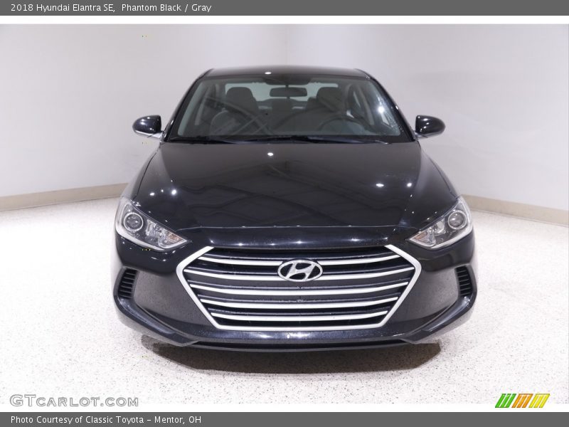 Phantom Black / Gray 2018 Hyundai Elantra SE