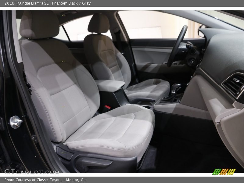 Phantom Black / Gray 2018 Hyundai Elantra SE