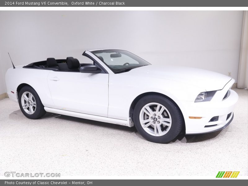 Oxford White / Charcoal Black 2014 Ford Mustang V6 Convertible