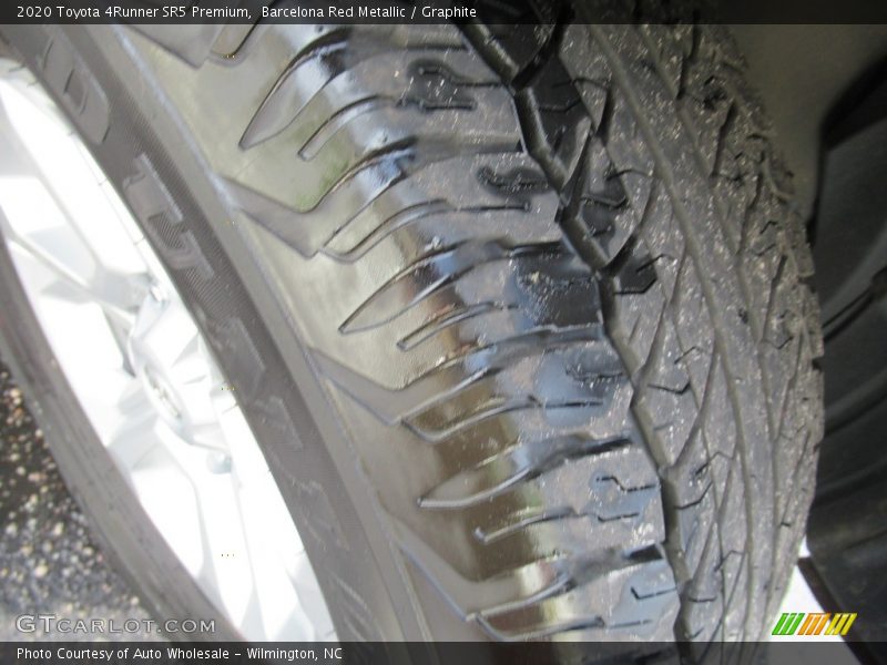 Barcelona Red Metallic / Graphite 2020 Toyota 4Runner SR5 Premium