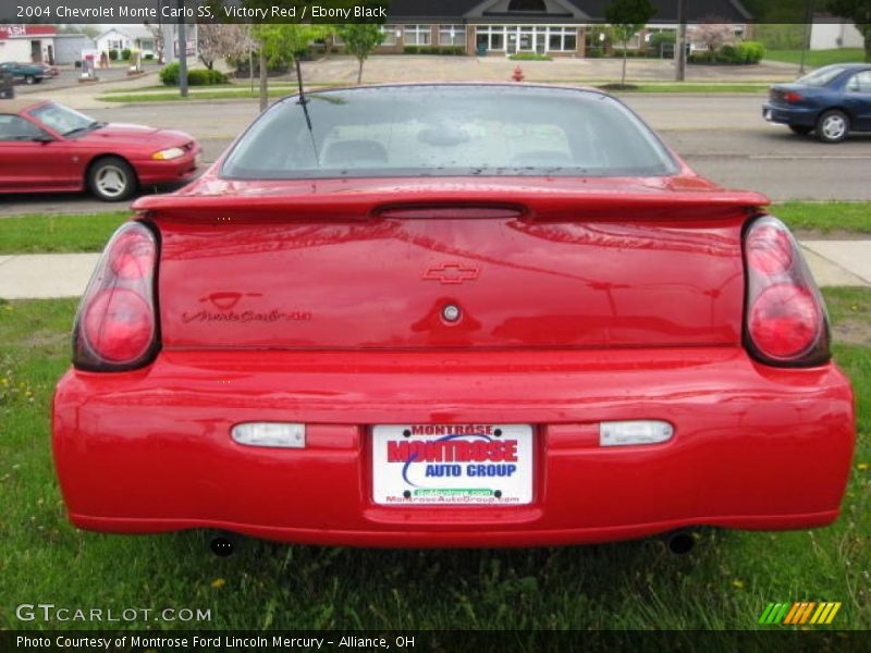 Victory Red / Ebony Black 2004 Chevrolet Monte Carlo SS