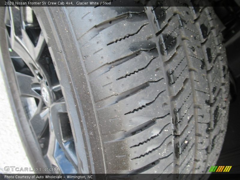 Glacier White / Steel 2020 Nissan Frontier SV Crew Cab 4x4