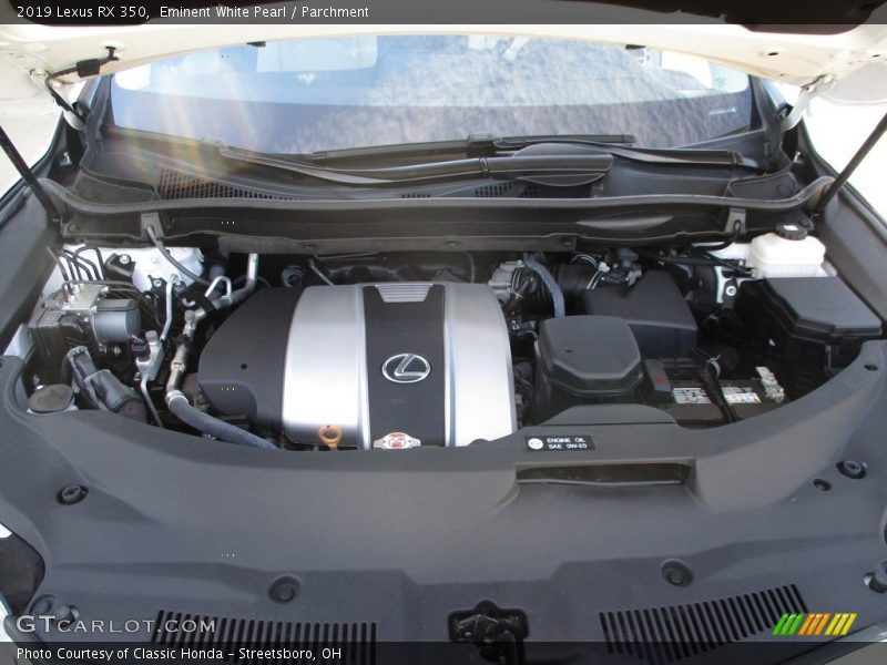 Eminent White Pearl / Parchment 2019 Lexus RX 350