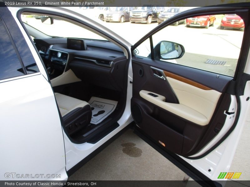 Eminent White Pearl / Parchment 2019 Lexus RX 350
