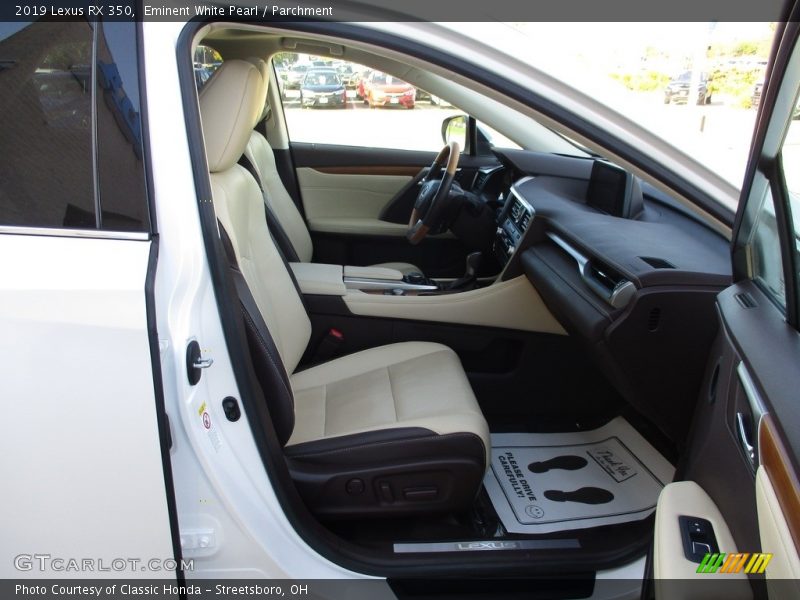Eminent White Pearl / Parchment 2019 Lexus RX 350