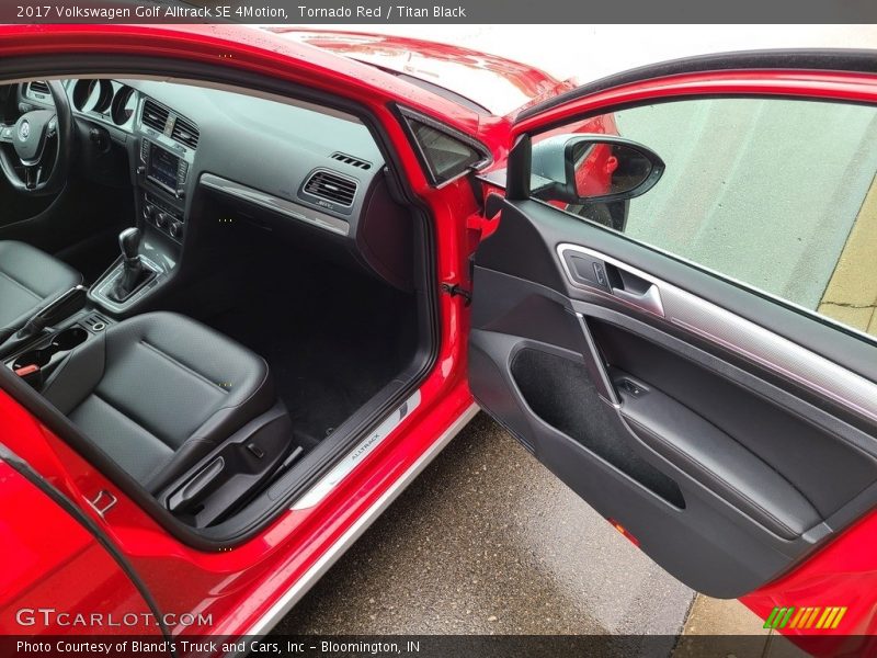 Tornado Red / Titan Black 2017 Volkswagen Golf Alltrack SE 4Motion