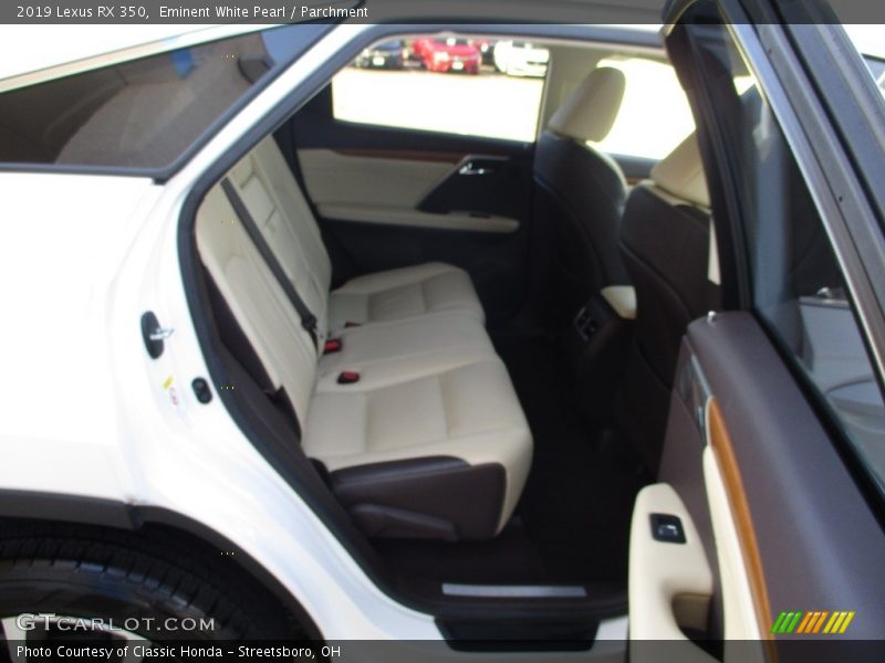 Eminent White Pearl / Parchment 2019 Lexus RX 350