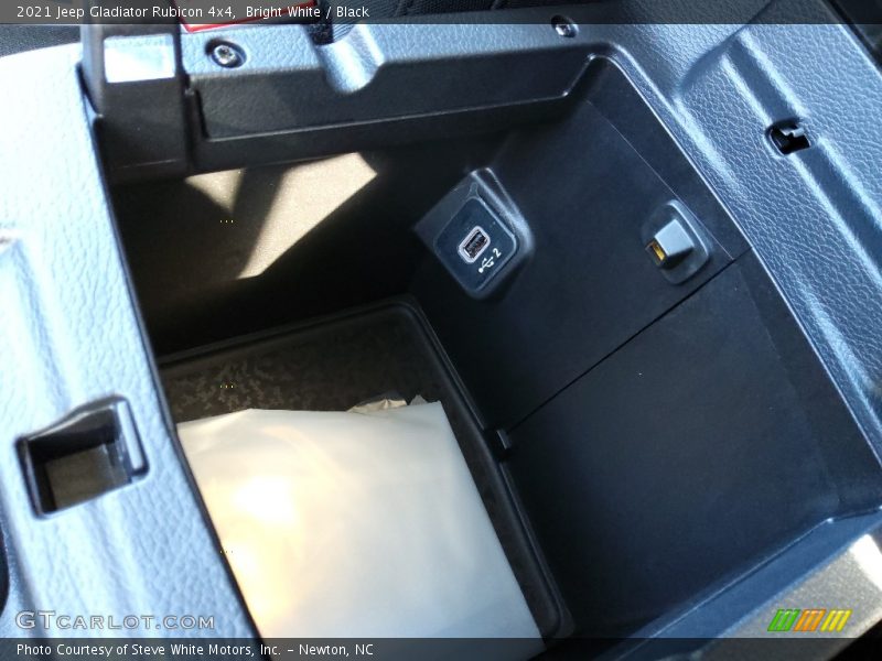 Bright White / Black 2021 Jeep Gladiator Rubicon 4x4