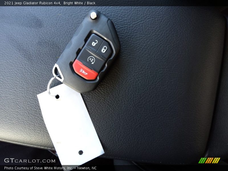 Bright White / Black 2021 Jeep Gladiator Rubicon 4x4