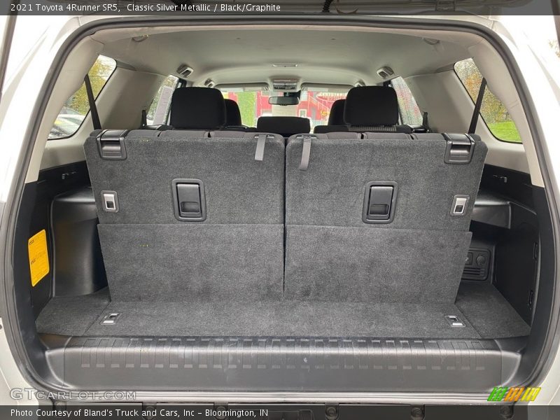  2021 4Runner SR5 Trunk