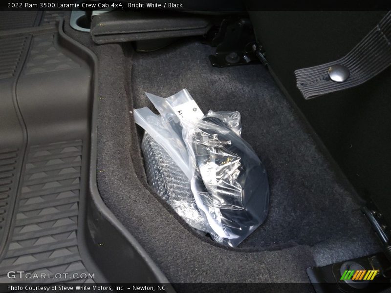 Bright White / Black 2022 Ram 3500 Laramie Crew Cab 4x4