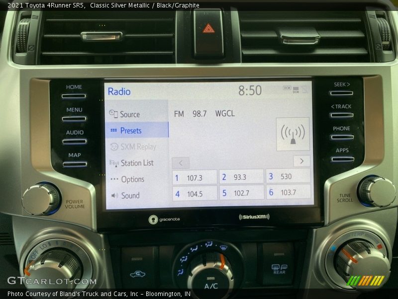 Classic Silver Metallic / Black/Graphite 2021 Toyota 4Runner SR5