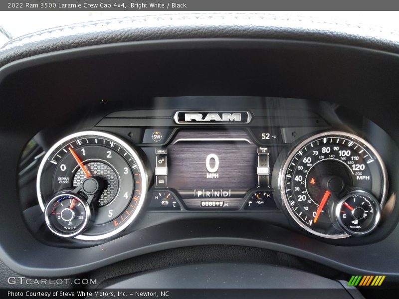 Bright White / Black 2022 Ram 3500 Laramie Crew Cab 4x4