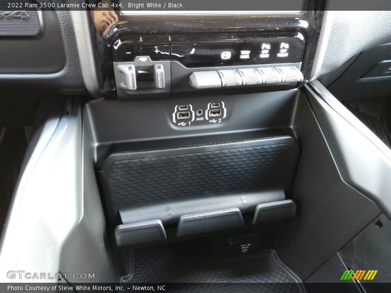 Bright White / Black 2022 Ram 3500 Laramie Crew Cab 4x4