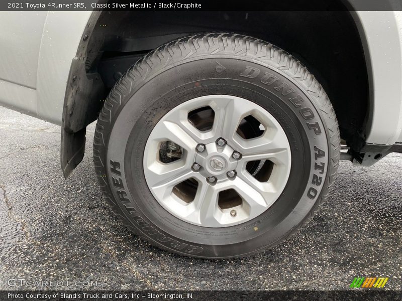  2021 4Runner SR5 Wheel