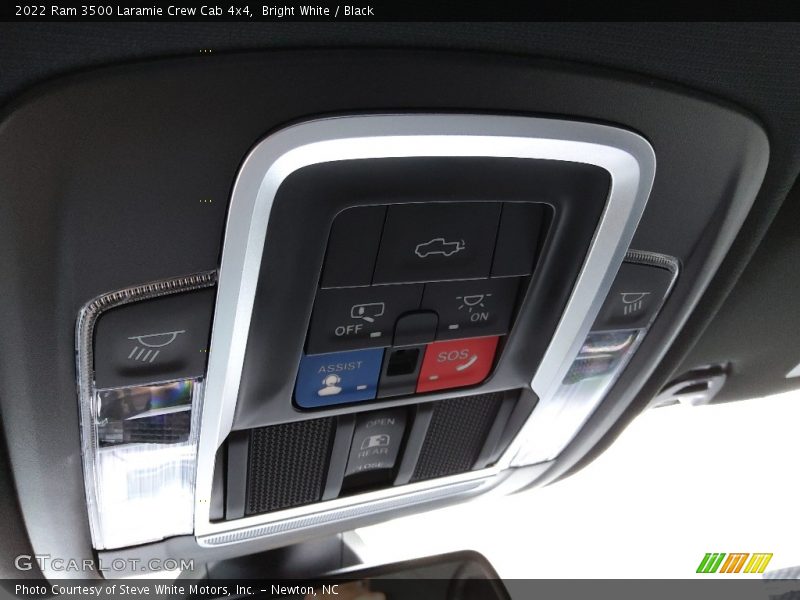 Bright White / Black 2022 Ram 3500 Laramie Crew Cab 4x4