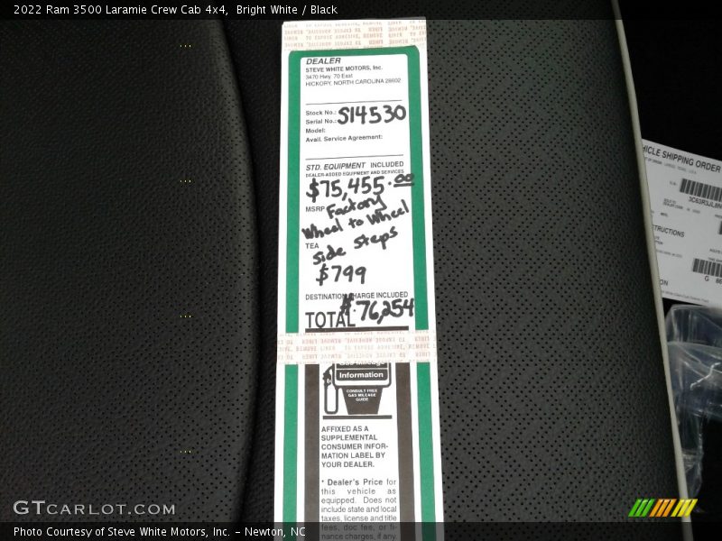 Bright White / Black 2022 Ram 3500 Laramie Crew Cab 4x4
