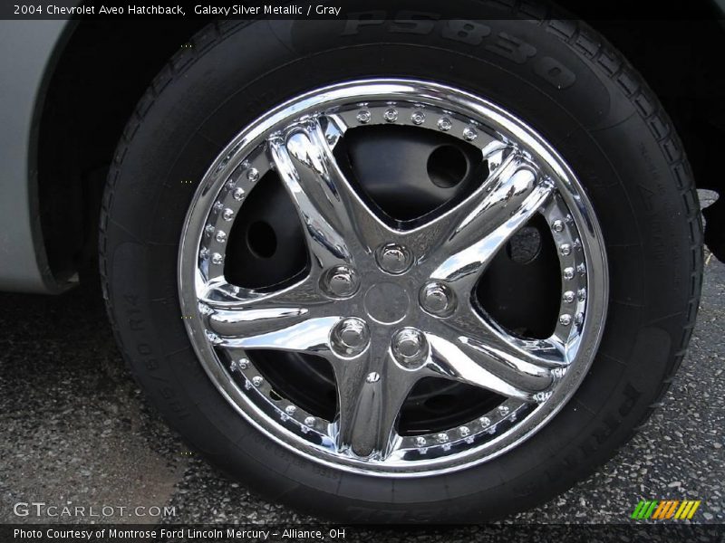 Galaxy Silver Metallic / Gray 2004 Chevrolet Aveo Hatchback
