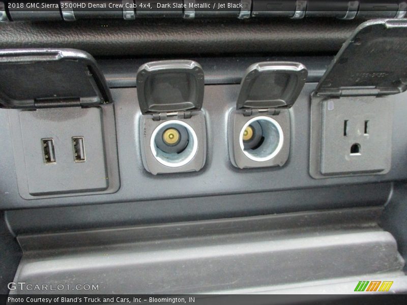 Dark Slate Metallic / Jet Black 2018 GMC Sierra 3500HD Denali Crew Cab 4x4